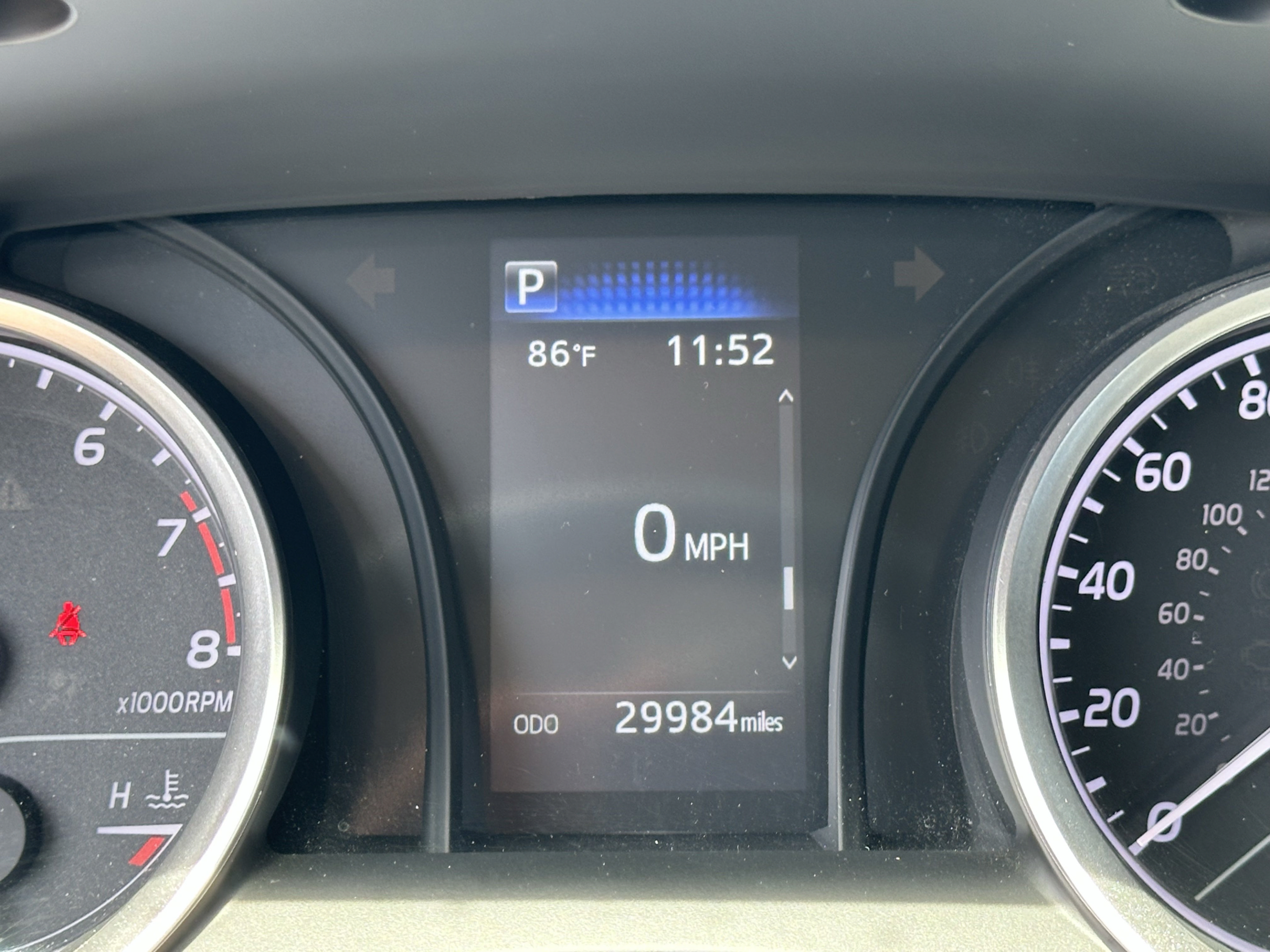 Used 2023 Toyota Camry LE FWD image 32