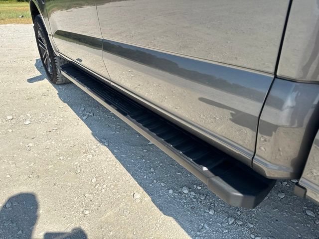 Used 2022 Ford F150 Lariat AWD/4WD image 12