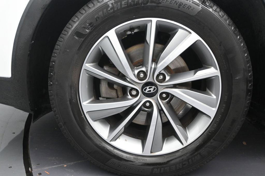 Used 2020 Hyundai Santa Fe Limited FWD image 11