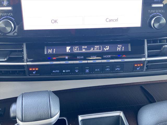 Certified 2023 Toyota Sienna XLE image 18