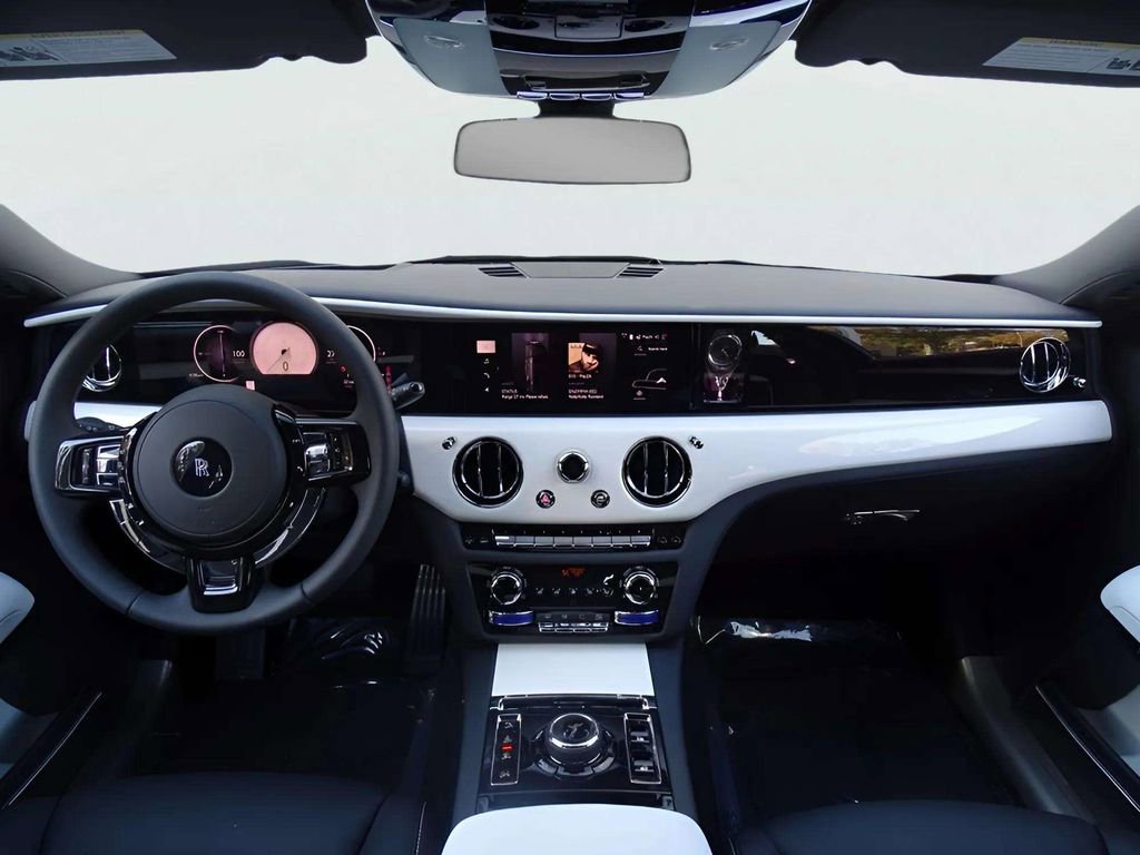 New 2026 Rolls-Royce Ghost image 4