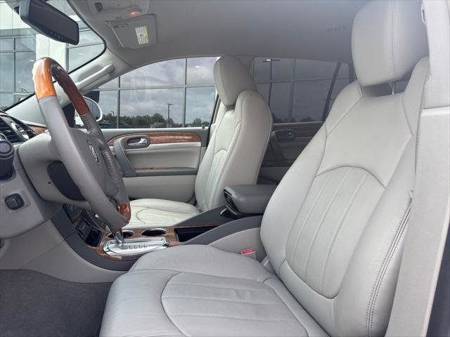Used 2010 Buick Enclave CXL w/ Trailering Provision Package AWD/4WD image 10