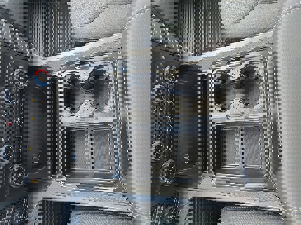 New 2026 Ford F350 XLT w/ 360-Degree Camera Package image 24