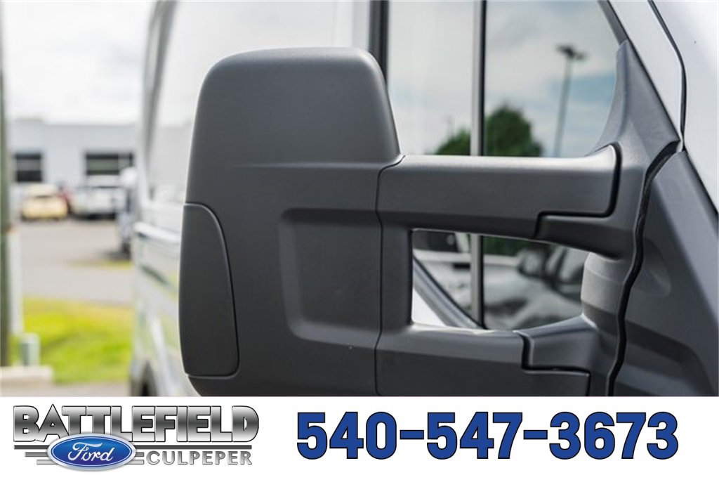 New 2025 Ford Transit 250 148 Medium Roof image 11