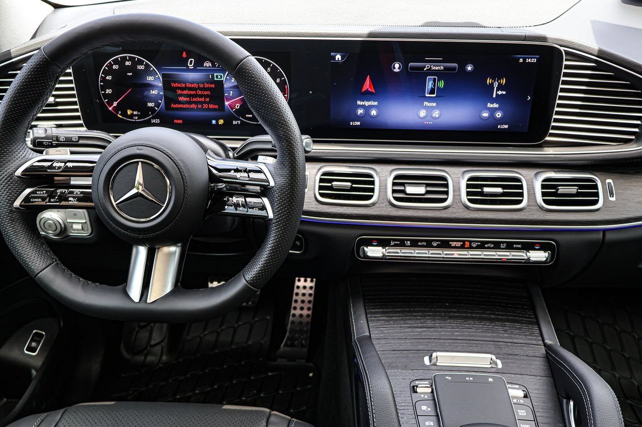 New 2026 Mercedes-Benz GLS 450 4MATIC image 38
