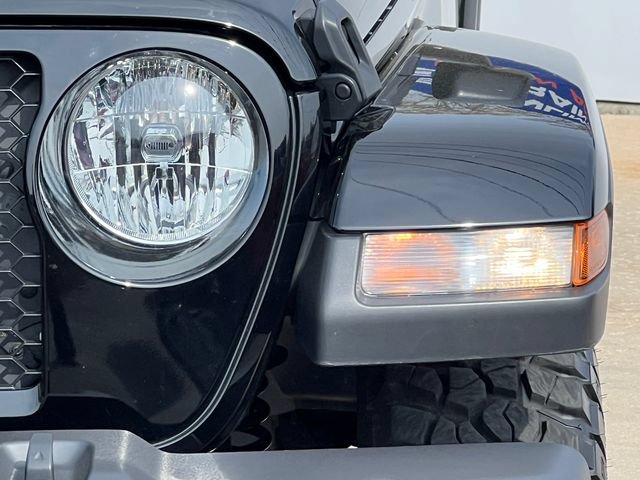 Used 2023 Jeep Gladiator Sport AWD/4WD image 37