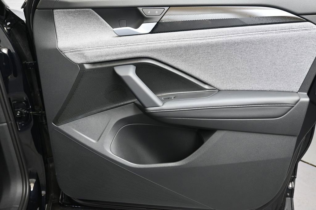 New 2026 Volkswagen Tiguan S AWD/4WD image 11