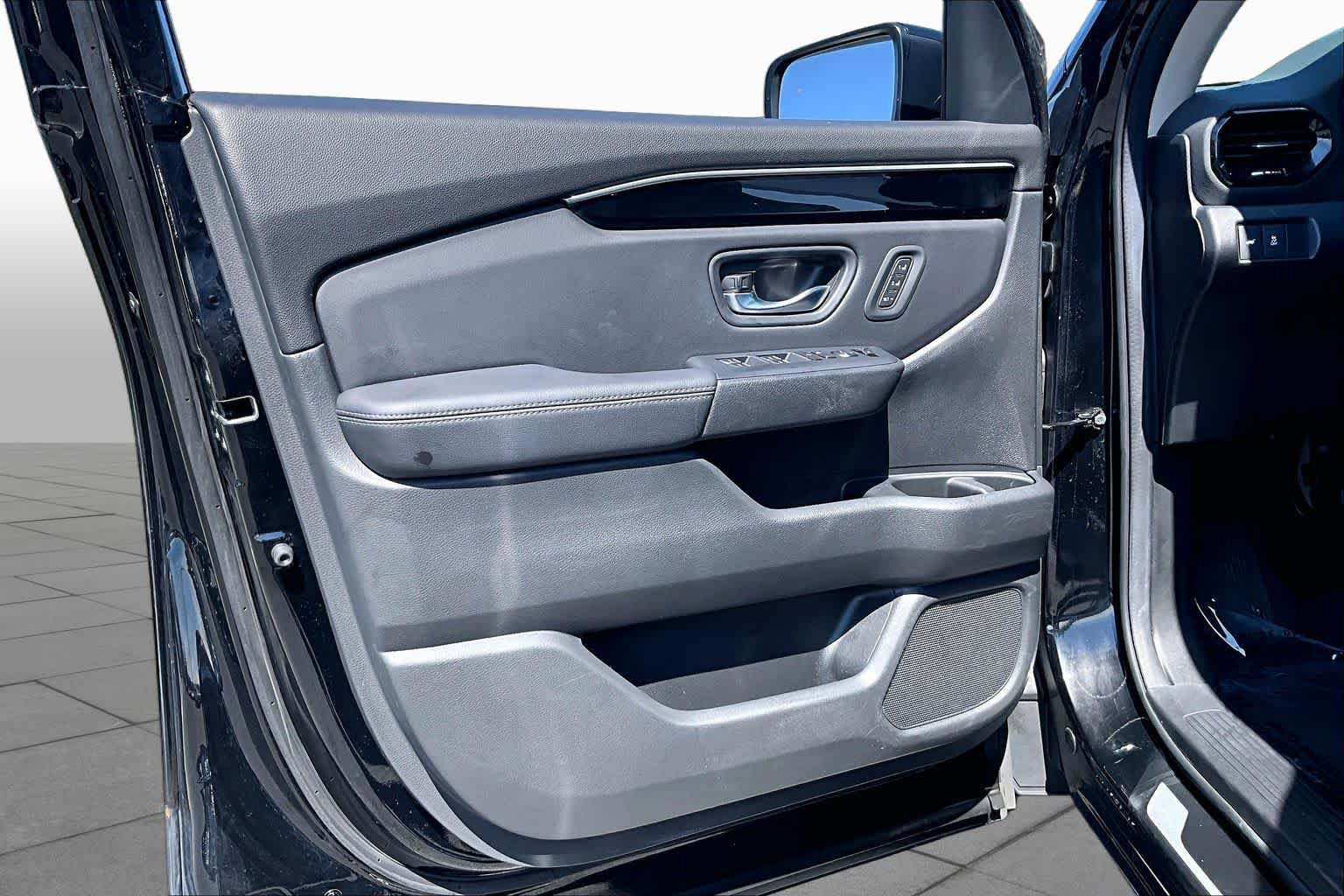 Used 2024 Honda Pilot Touring image 22