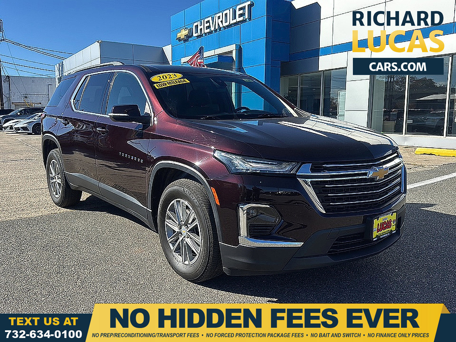 Used 2023 Chevrolet Traverse LT