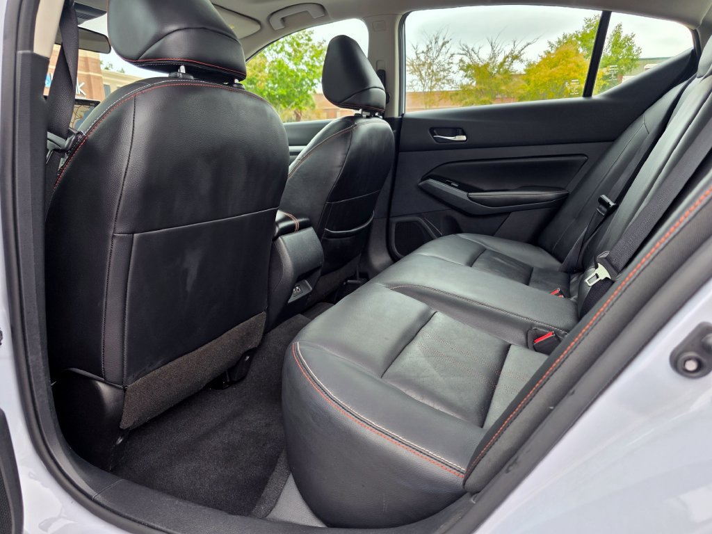 Used 2023 Nissan Altima 2.5 SR w/ SR Premium Package FWD image 28