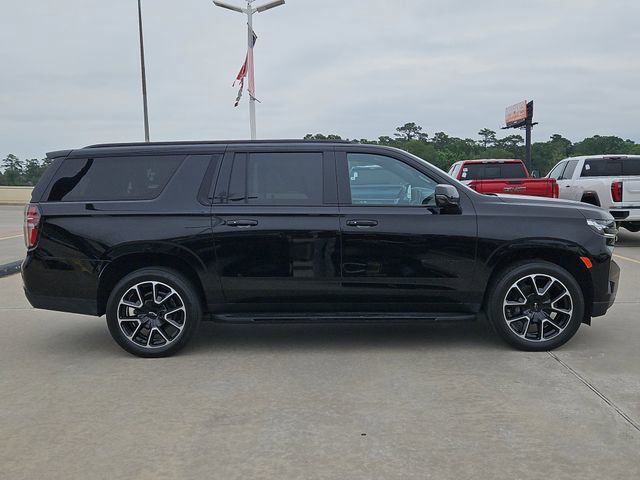 Used 2024 Chevrolet Suburban RST w/ Luxury Package RWD image 4