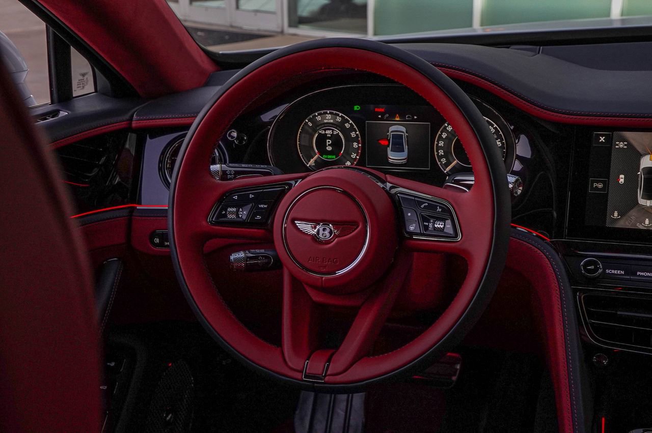 New 2026 Bentley Flying Spur Plug-In Hybrid image 35