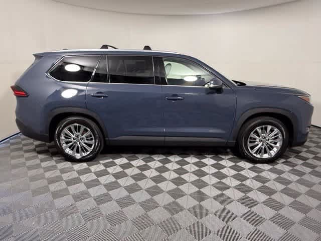 Used 2026 Toyota Grand Highlander AWD image 7