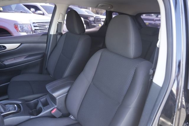 Used 2019 Nissan Rogue Sport S w/ Appearance Package image 10