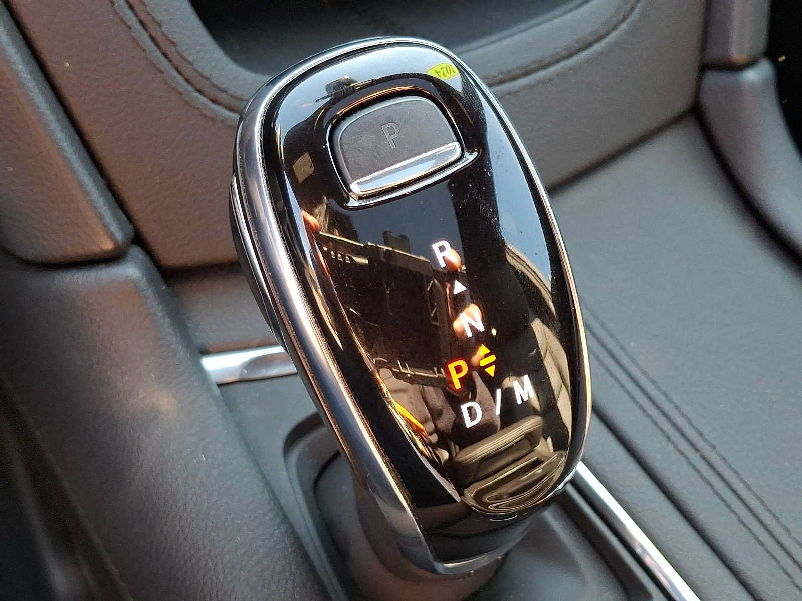 Used 2024 Cadillac XT6 Premium Luxury AWD/4WD image 17