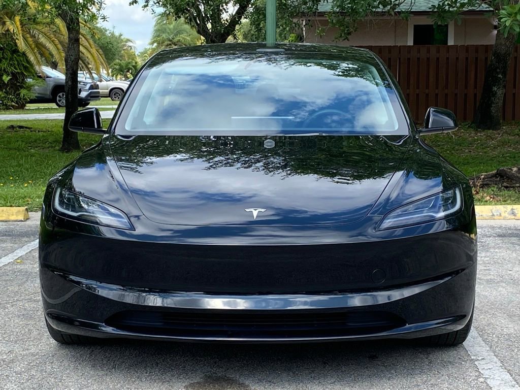 Used 2024 Tesla Model 3 Standard Range RWD image 4