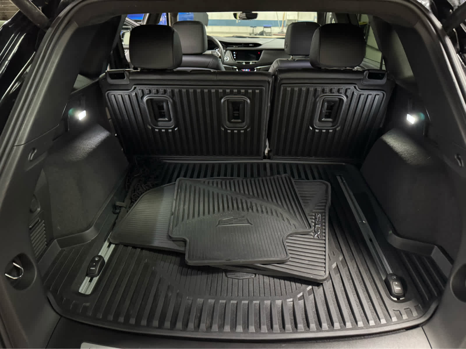 Used 2024 Cadillac XT5 Premium Luxury w/ Platinum Package image 13