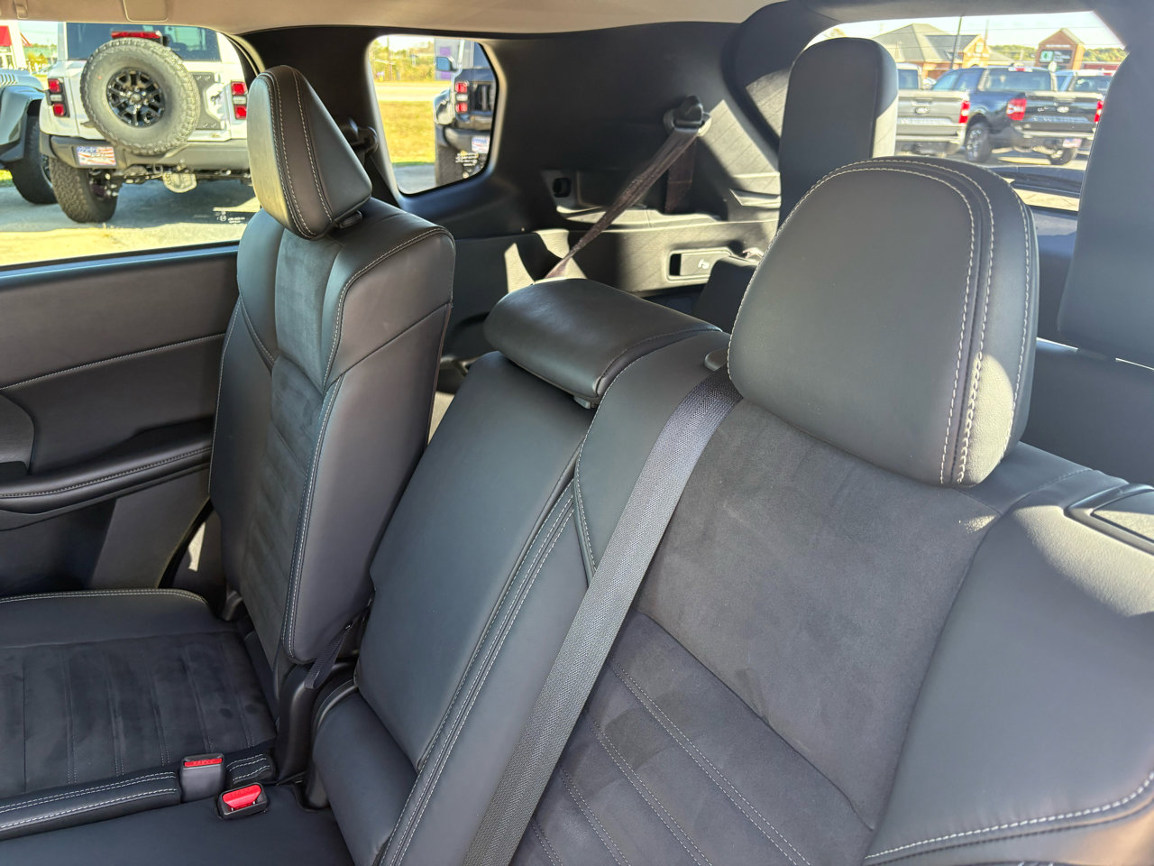 Used 2022 Mitsubishi Outlander SE image 35