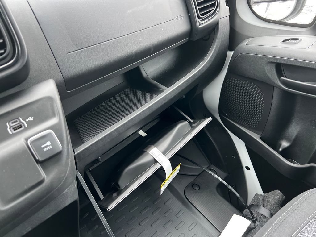 New 2026 RAM ProMaster 3500 w/ Convenience Group FWD image 24