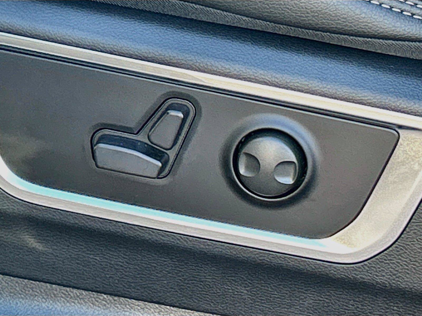 New 2026 RAM 1500 Laramie AWD/4WD image 24