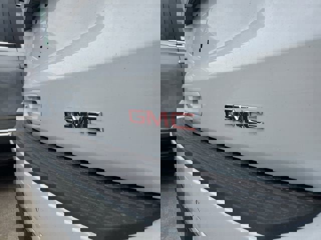 New 2026 GMC Yukon XL Denali w/ Sun & Power Step Package image 7