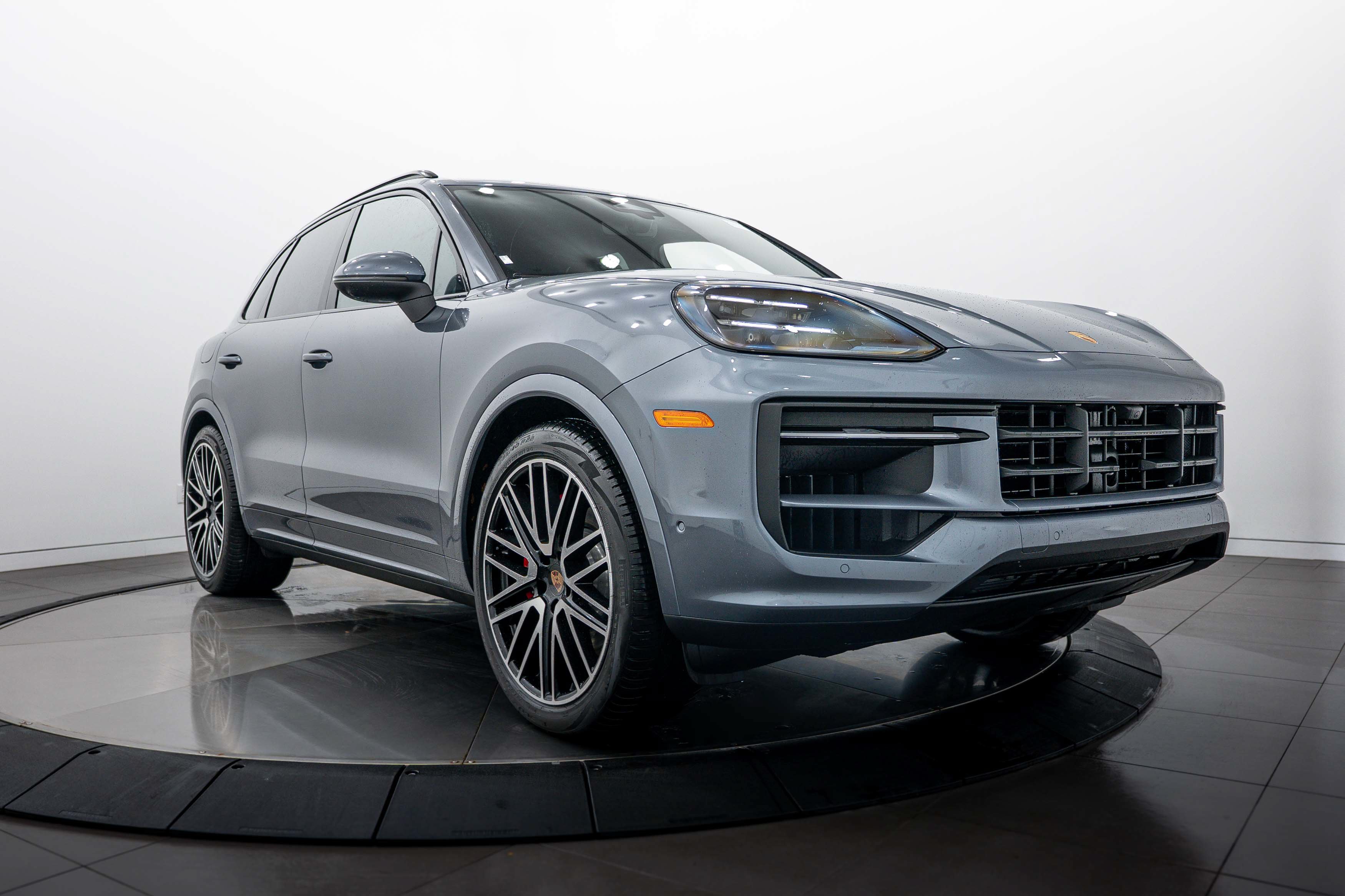 New 2026 Porsche Cayenne S AWD/4WD image 9