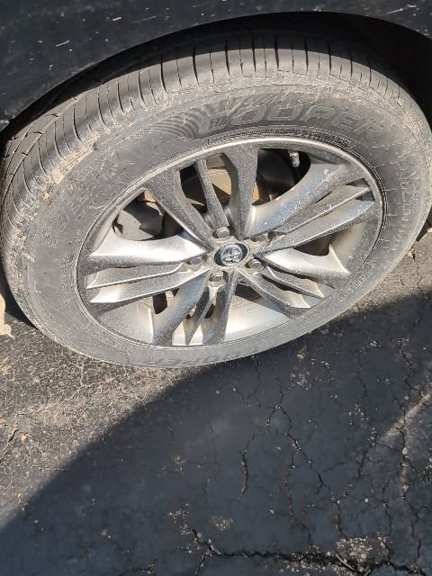 Used 2016 Toyota Camry SE image 5