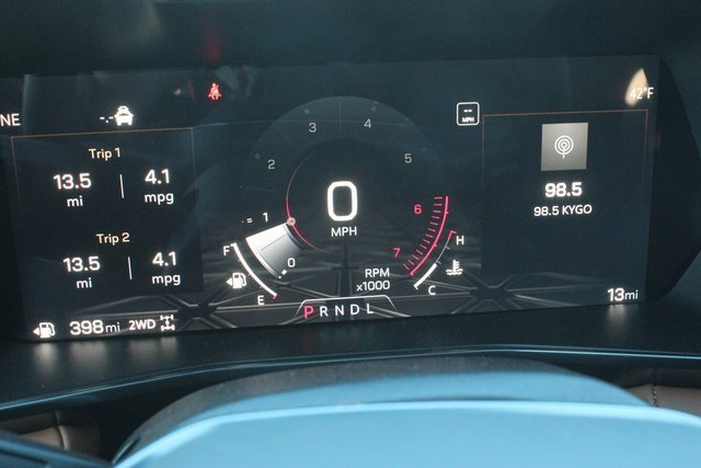 New 2025 GMC Canyon AT4 image 25