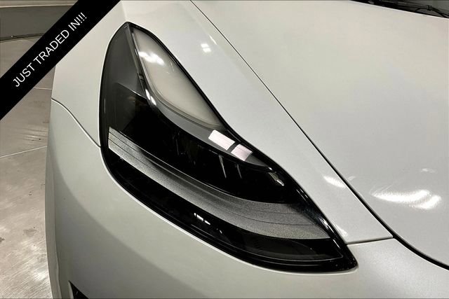Used 2023 Tesla Model 3 Standard Range image 28