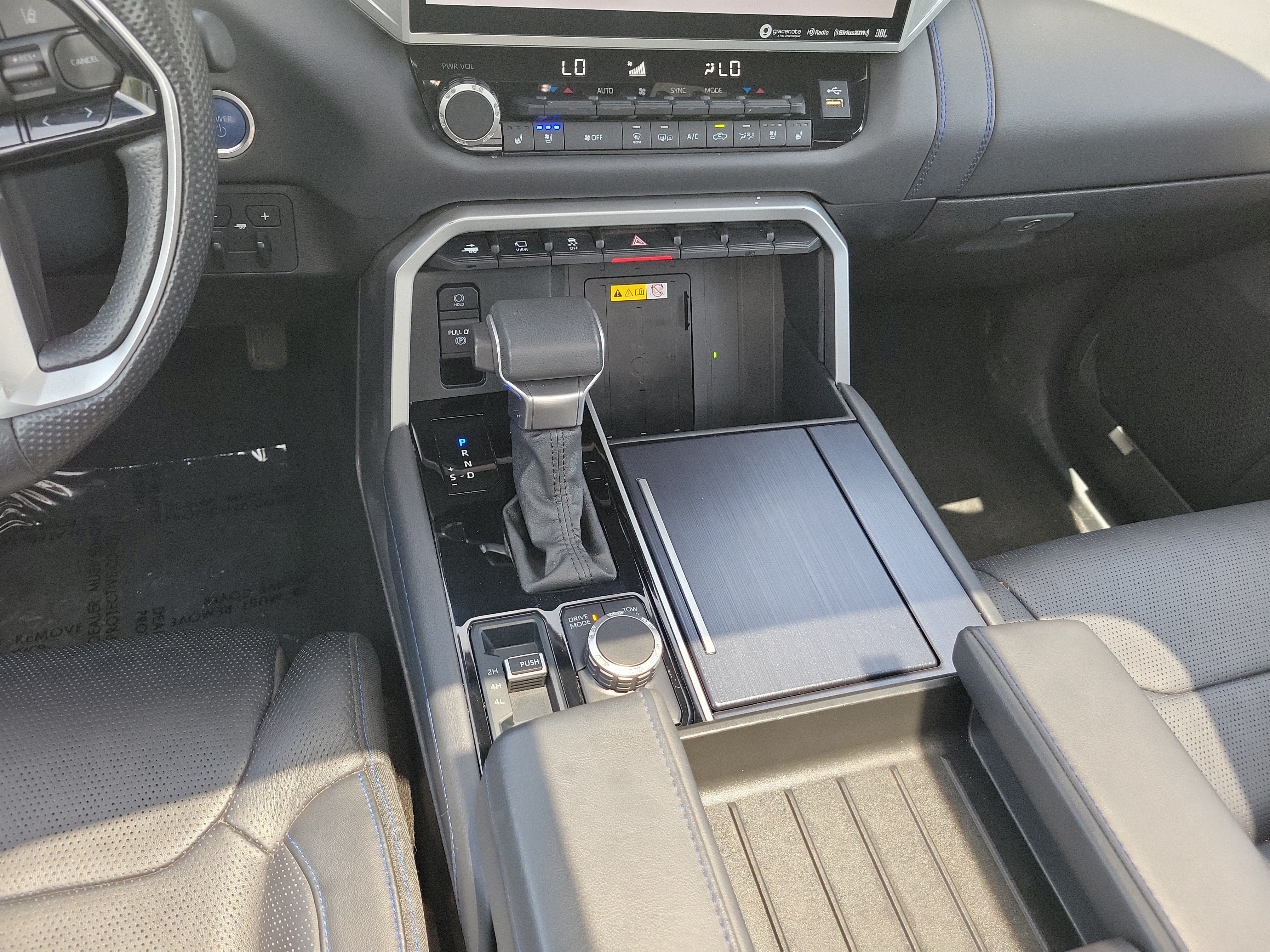 Used 2024 Toyota Tundra Platinum AWD/4WD image 21