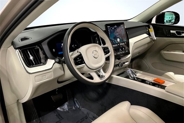 New 2026 Volvo XC60 B5 Ultra w/ Climate Package image 7