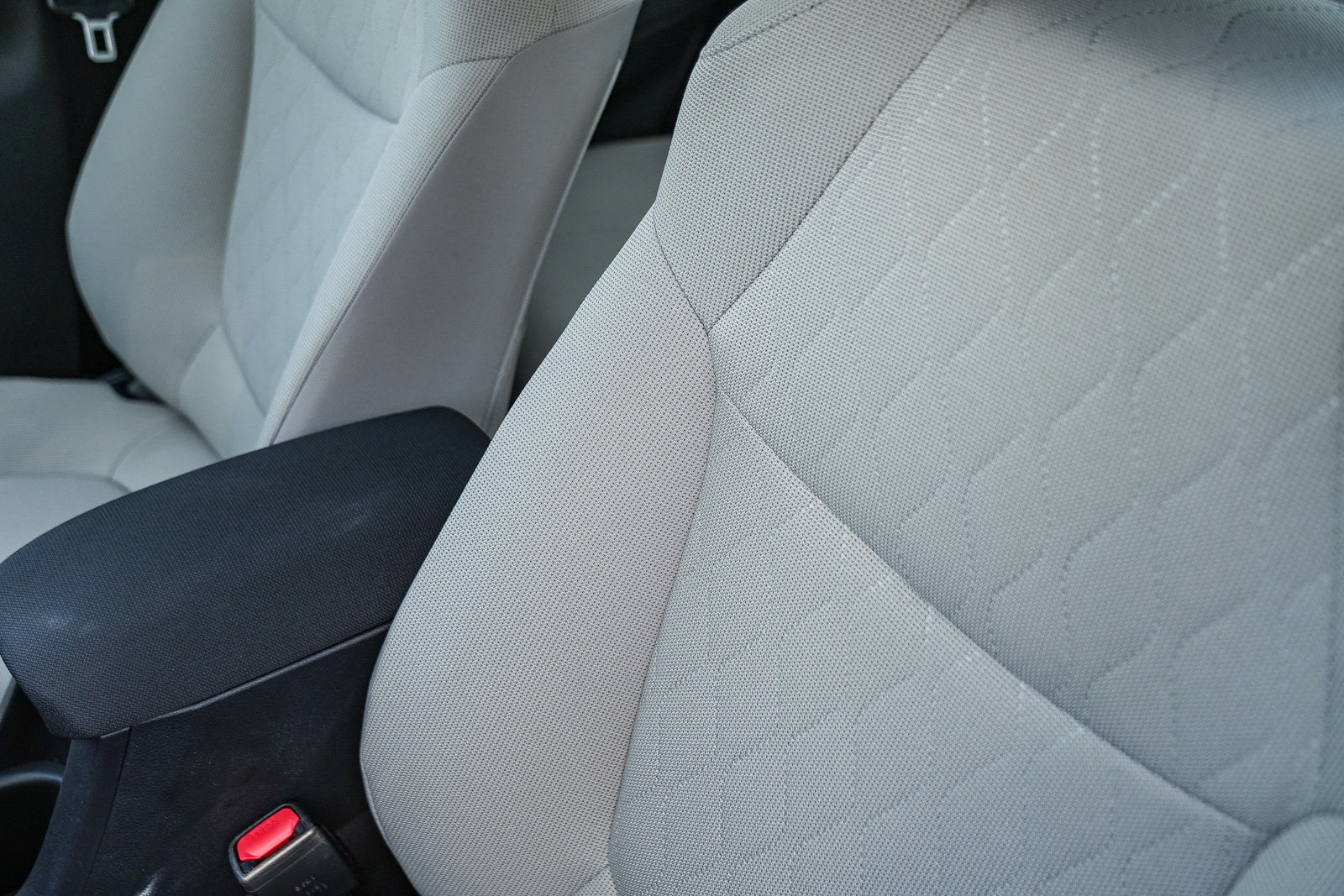 Certified 2025 Toyota Corolla Cross L FWD image 25