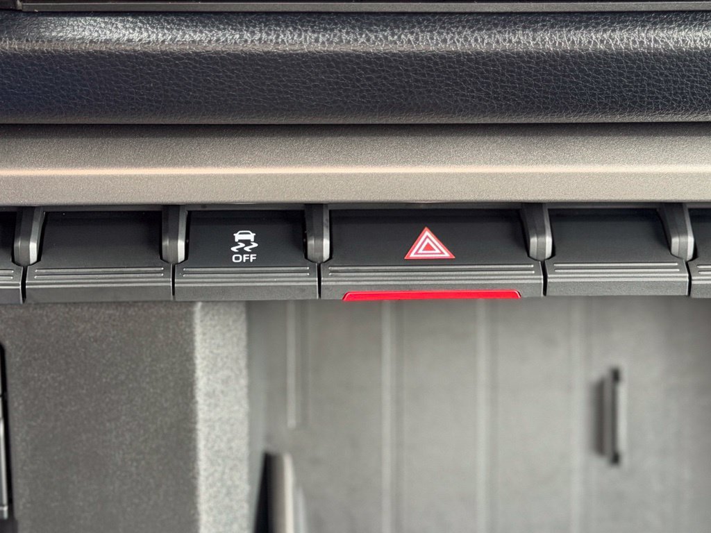 Certified 2025 Toyota Tundra SR5 w/ SR5 Premium Package AWD/4WD image 19