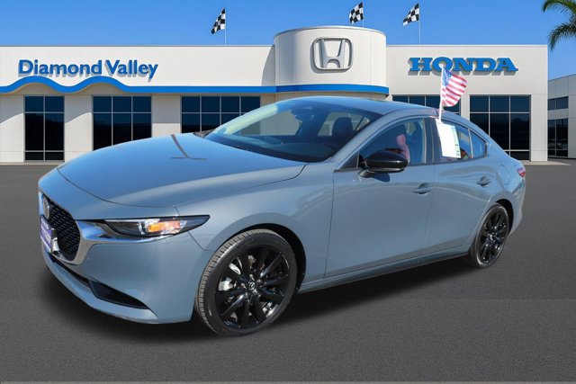 Used 2025 MAZDA MAZDA3 s image 3