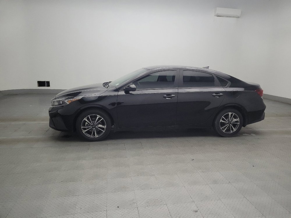 Used 2023 Kia Forte LXS FWD image 2