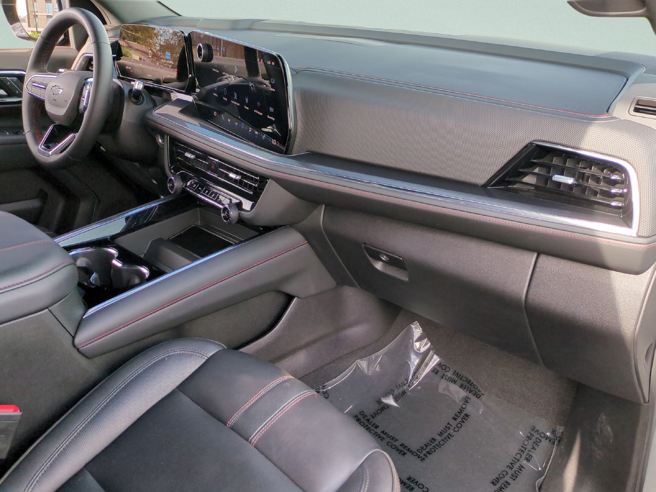 Used 2026 Chevrolet Suburban RST RWD image 20
