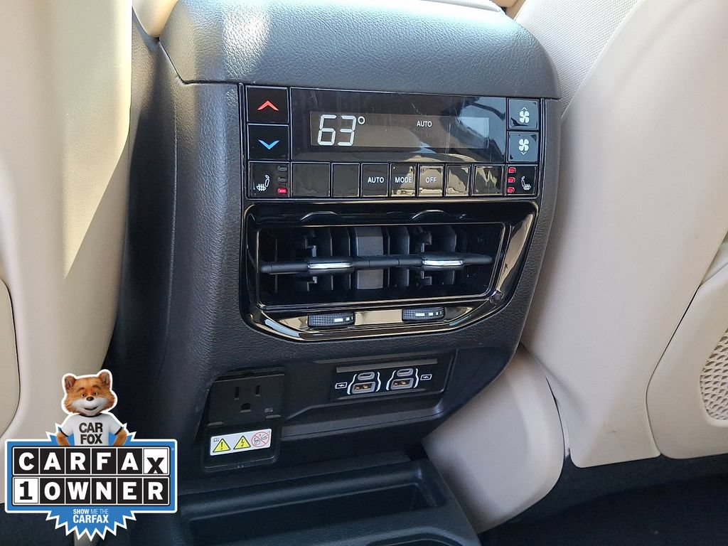 Used 2022 Jeep Grand Cherokee L Limited AWD/4WD image 12