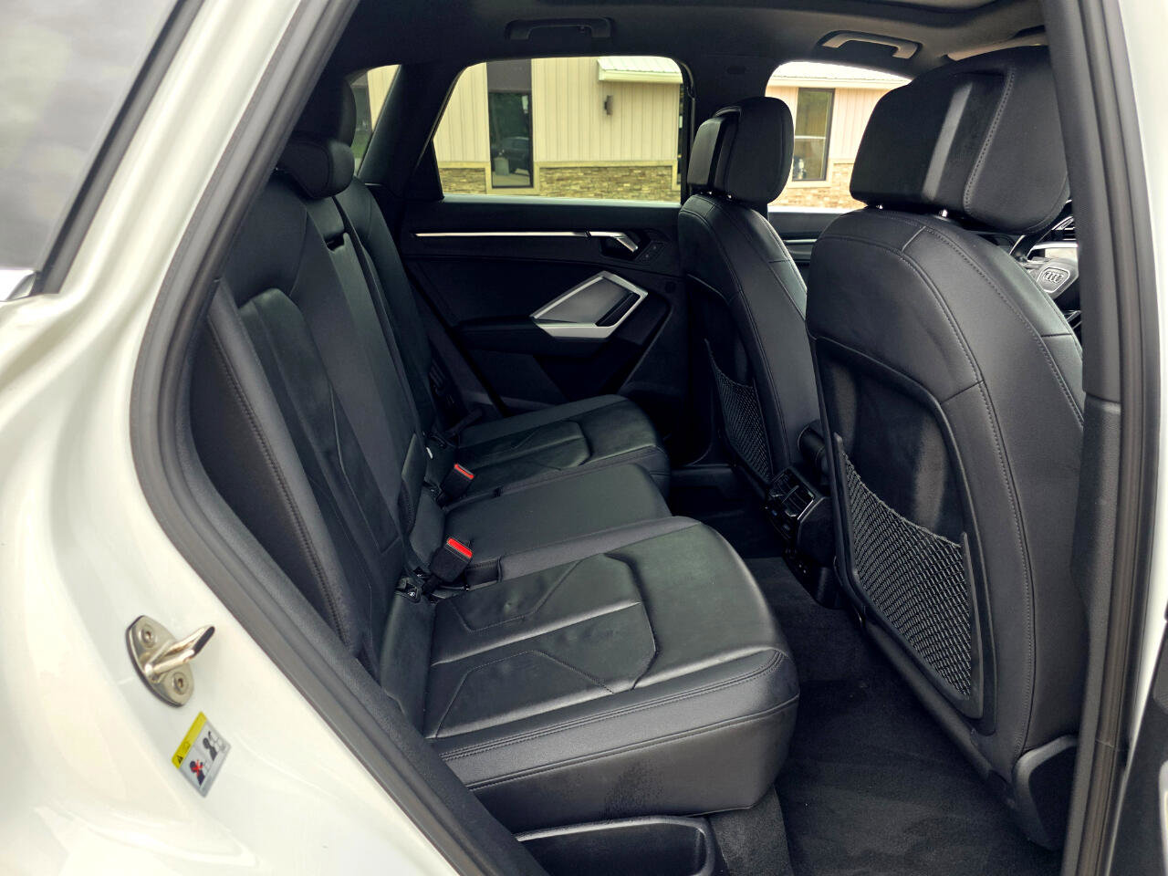 Used 2024 Audi Q3 2.0T Premium image 23