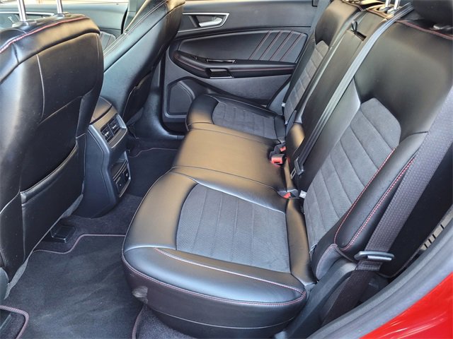 Used 2020 Ford Edge ST-Line image 18