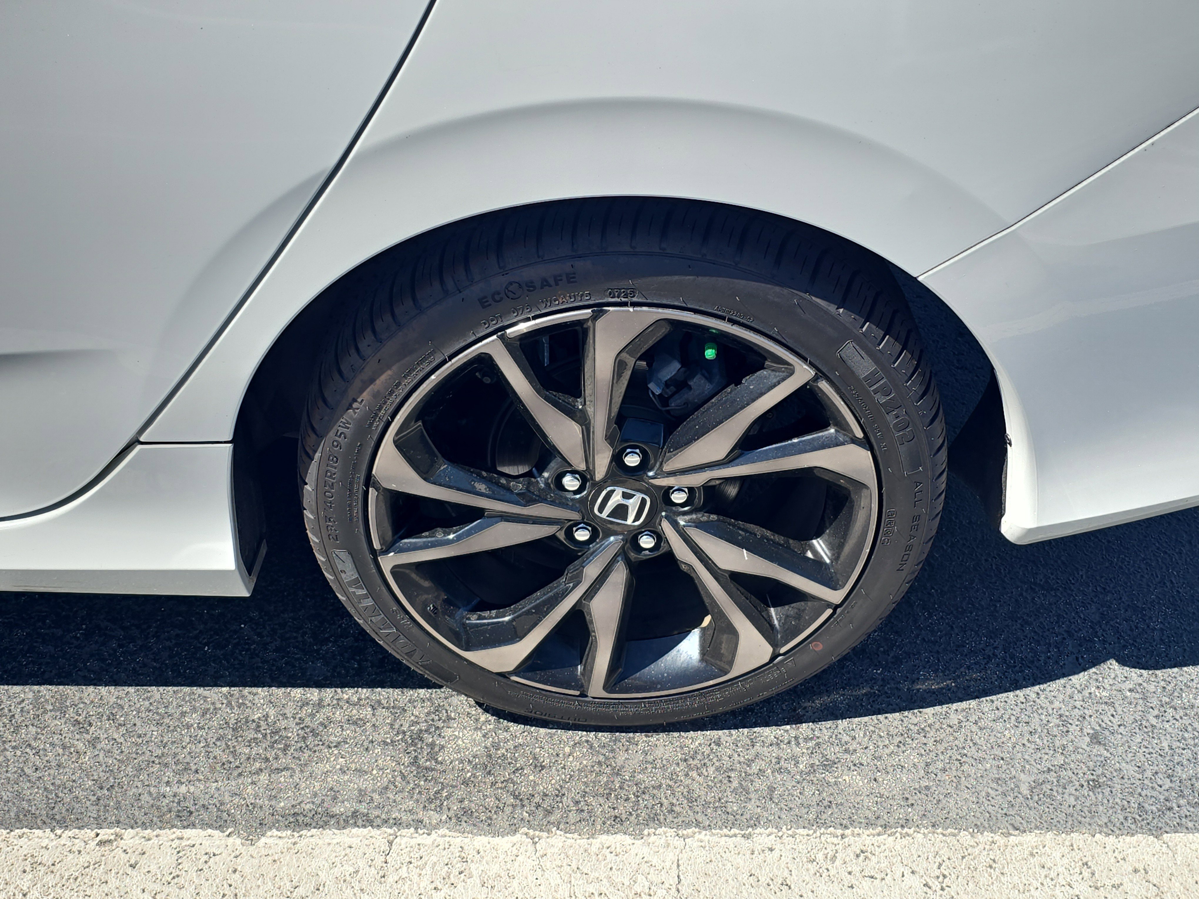 Used 2019 Honda Civic Sport image 7