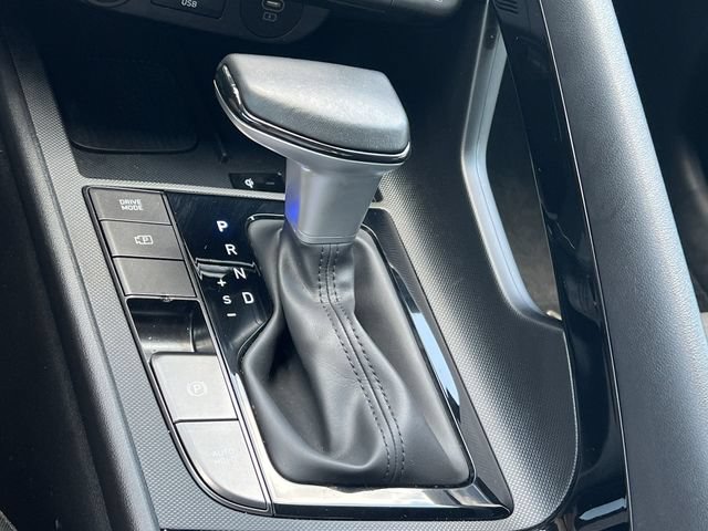Certified 2025 Hyundai Elantra SEL FWD image 24
