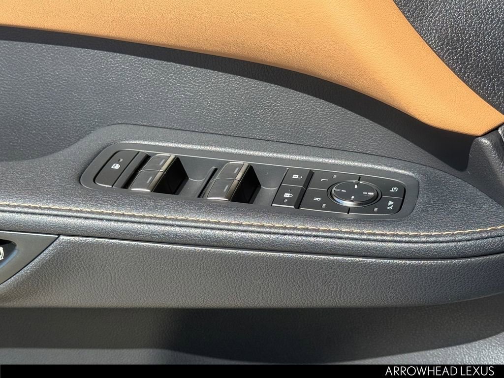 New 2026 Lexus RX 450h AWD image 23