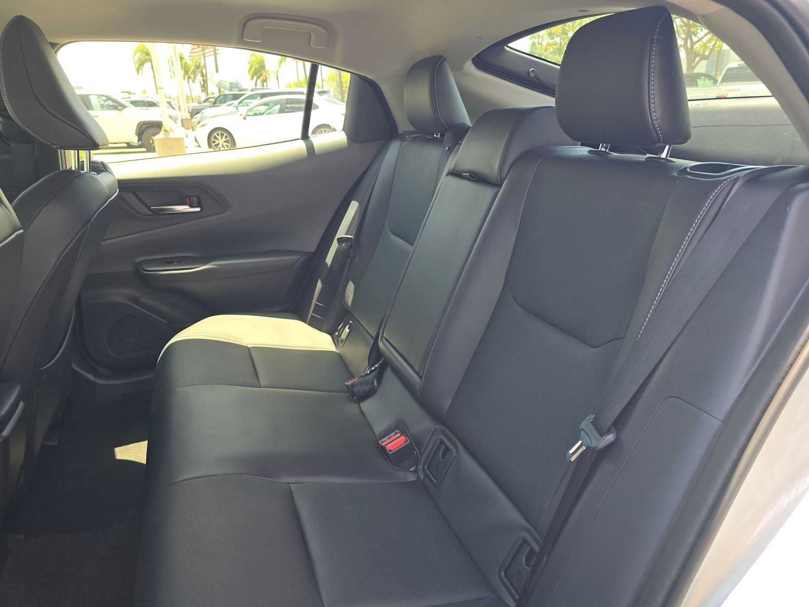 Certified 2026 Toyota Prius XLE FWD image 19