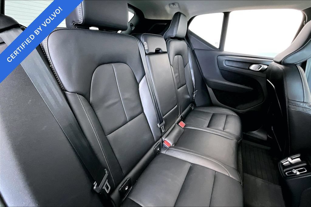 Used 2023 Volvo XC40 B5 Plus w/ Protection Package Premier AWD/4WD image 30