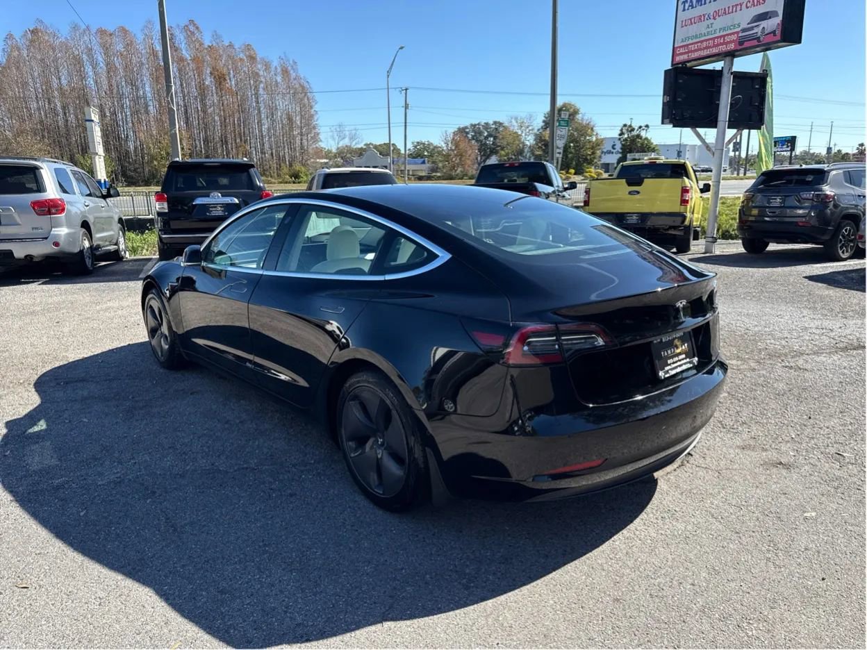 Used 2019 Tesla Model 3 Standard Range RWD image 7
