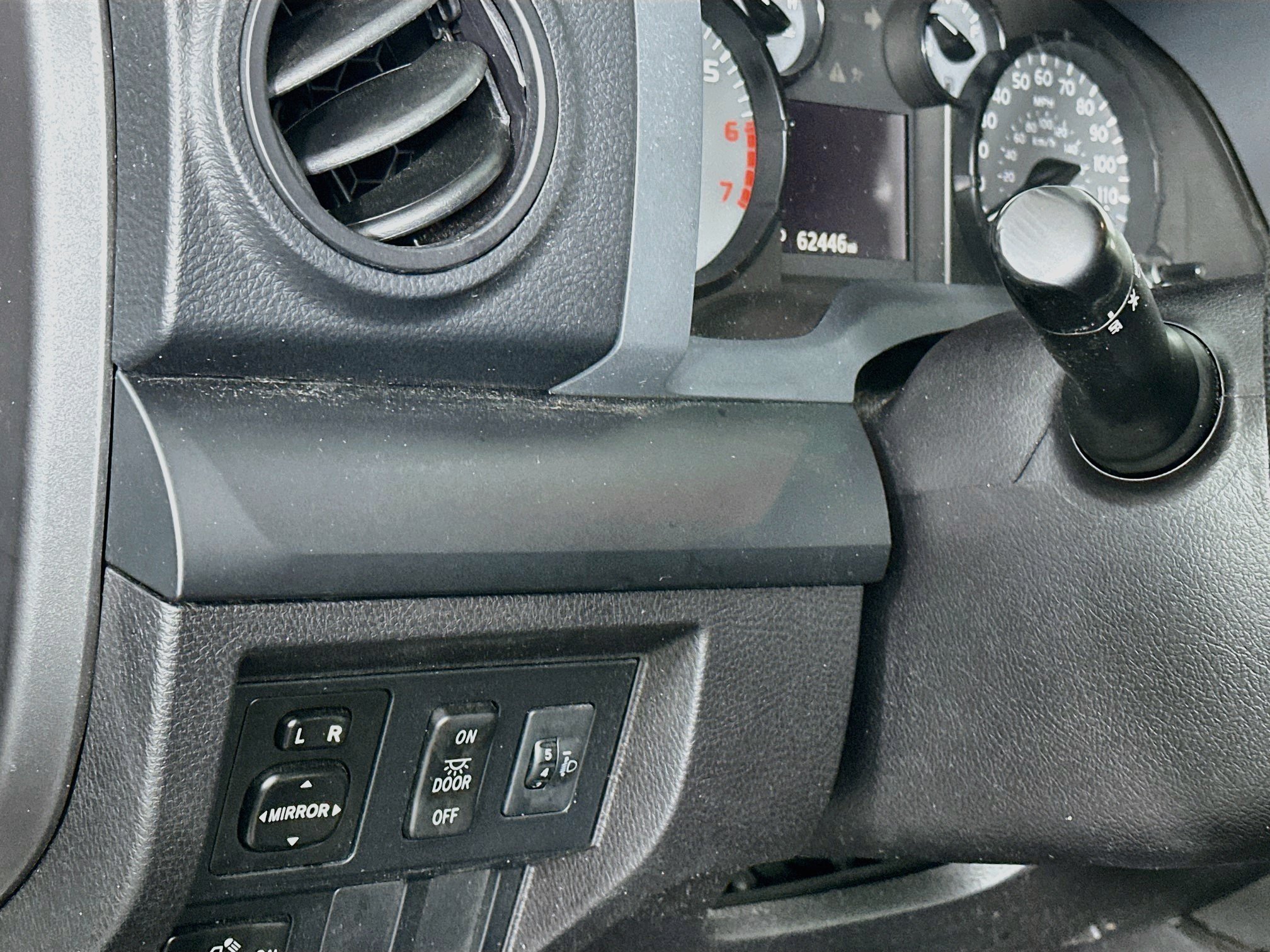 Used 2015 Toyota Tundra SR w/ Tow Package RWD image 16