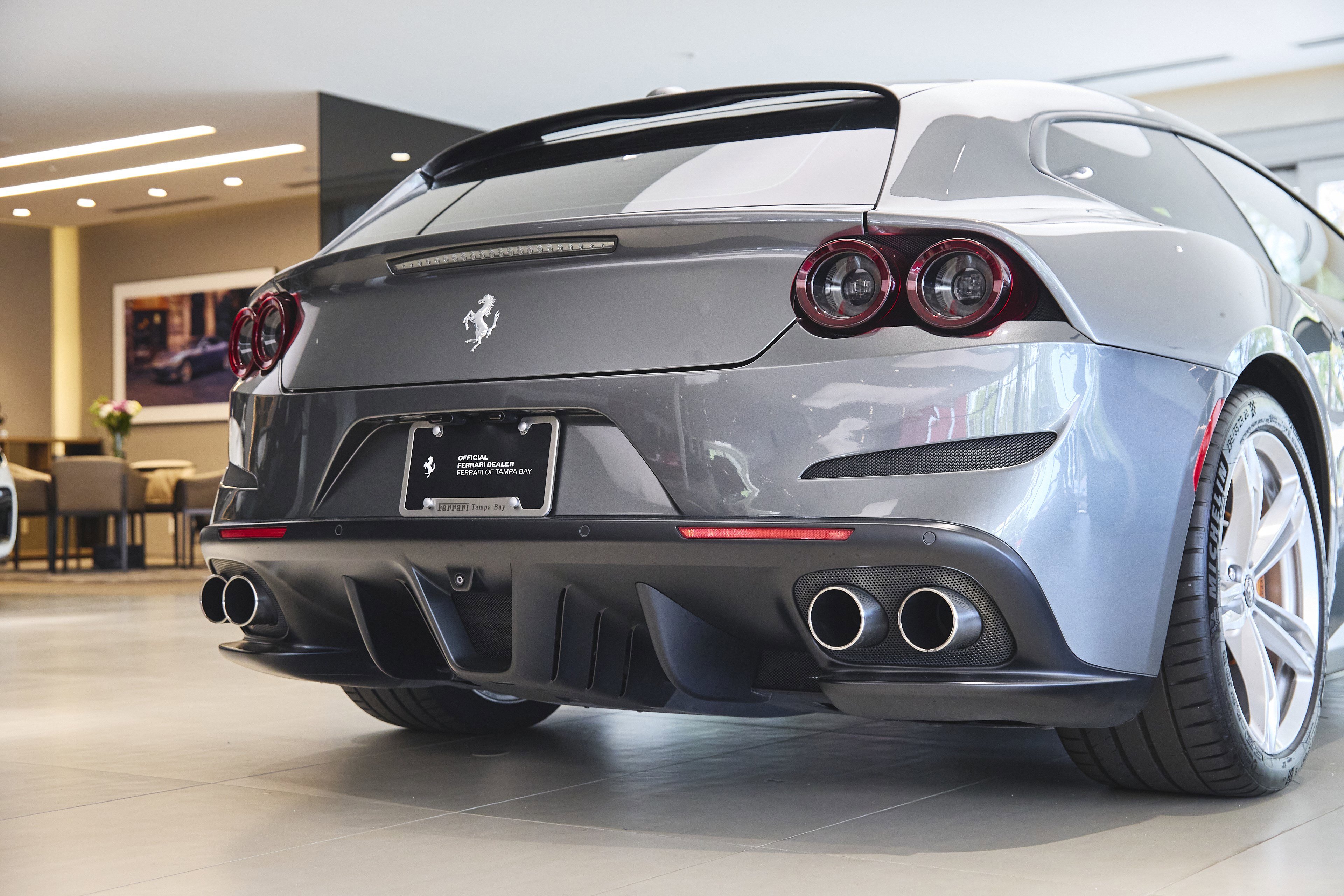 Used 2018 Ferrari GTC4Lusso image 44