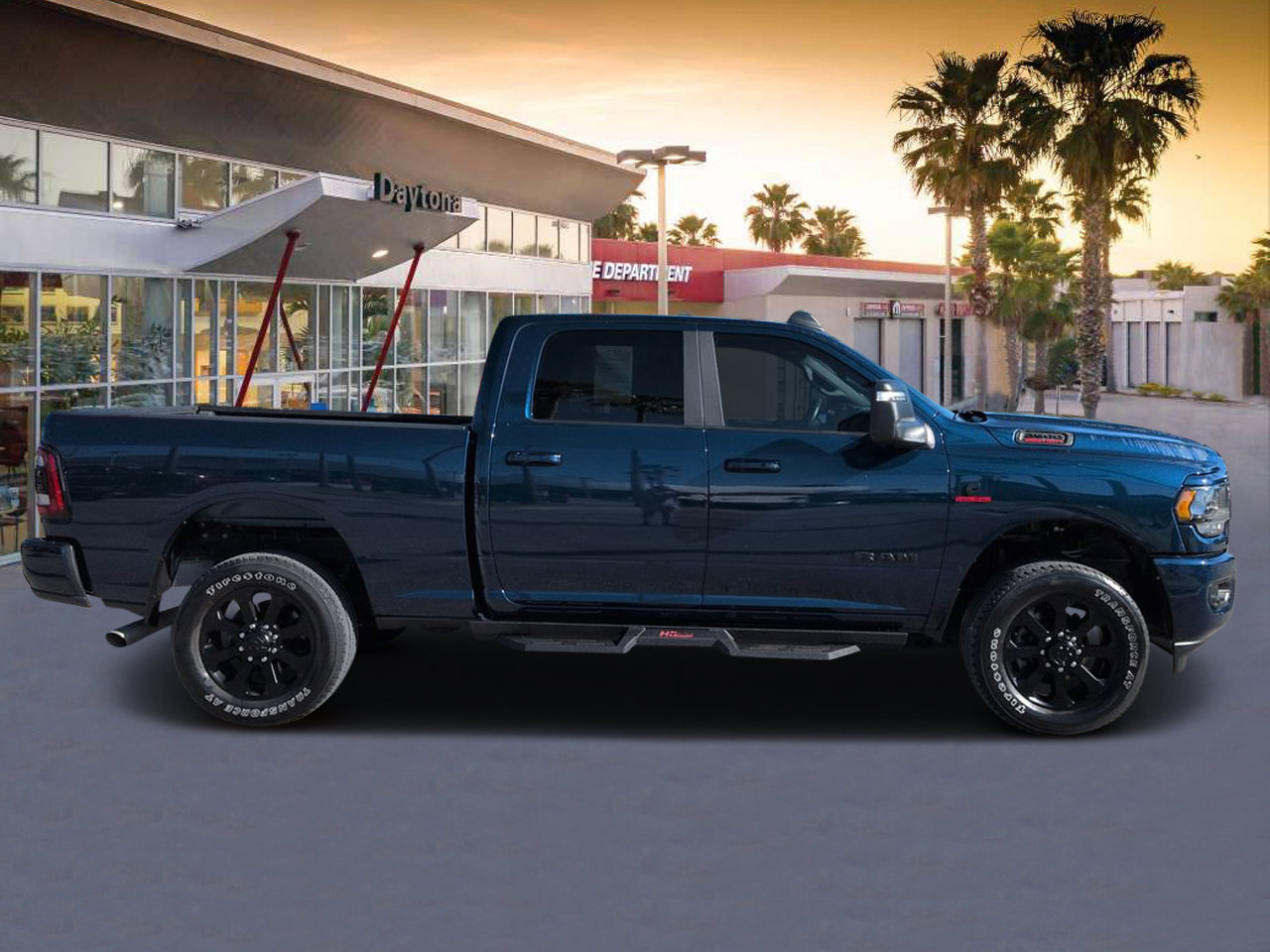 Certified 2024 RAM 2500 Big Horn w/ Night Edition AWD/4WD image 2