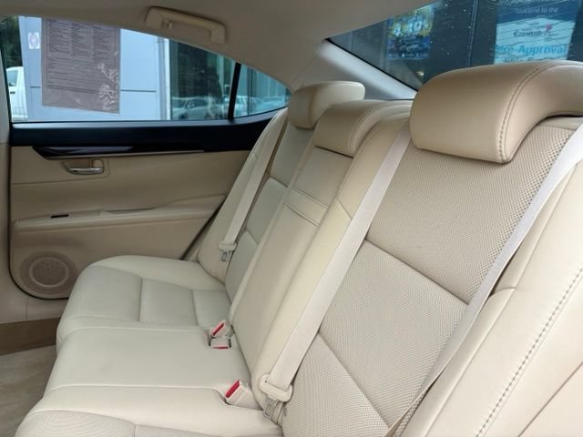 Used 2015 Lexus ES 350 w/ Premium Package FWD image 24
