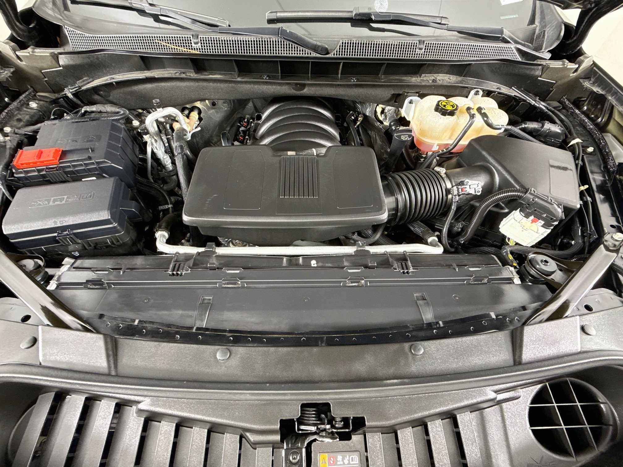 Used 2023 Chevrolet Tahoe RST RWD image 34